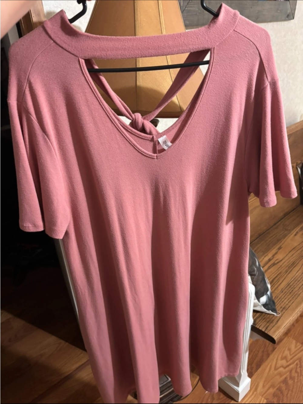 Zenana Outfitters Rose Pink V-Neck Short Sleeve Top with Back Tie